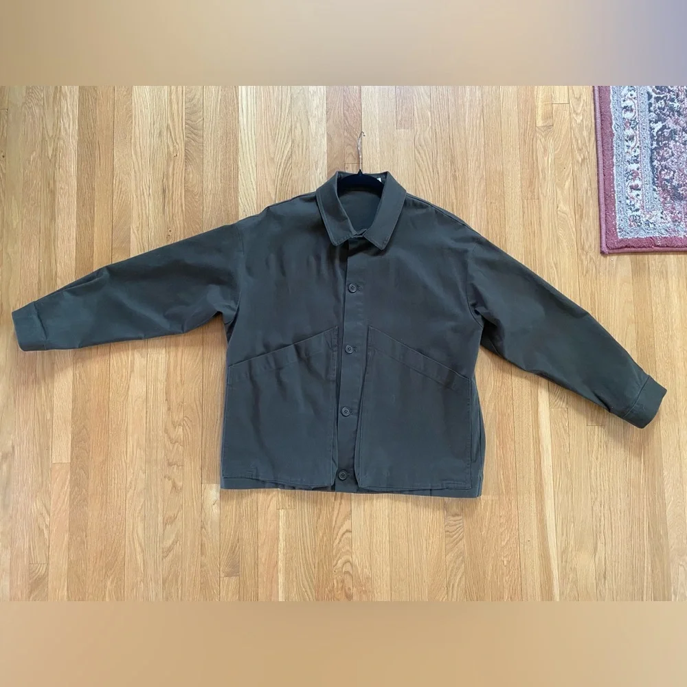 7115 by szeki Signature Panel Pockets Shirt Jacket - Cotton Edition - Deep Olive - Picture 5 of 12